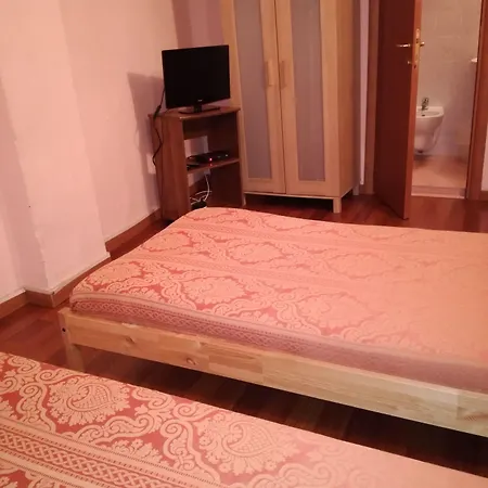 Perla فندق بولونيا