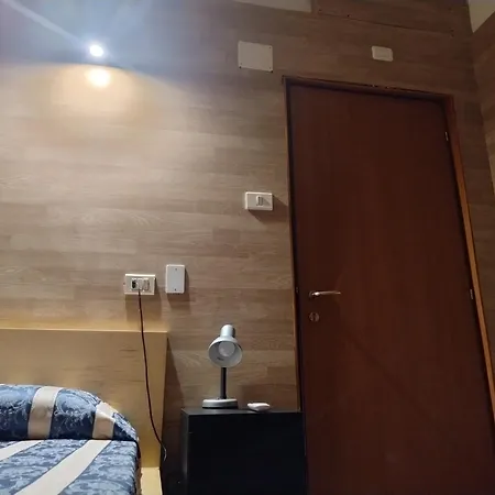 Perla New بولونيا