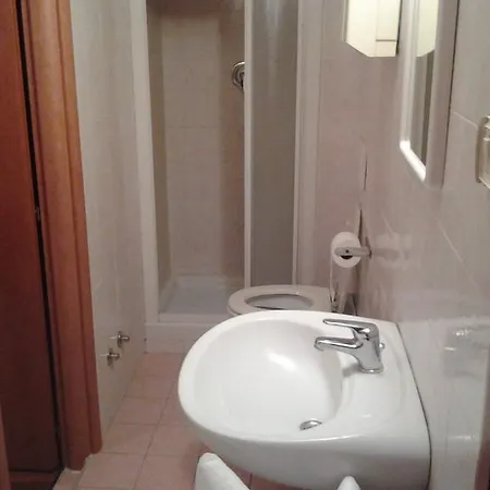 Perla Hotel *